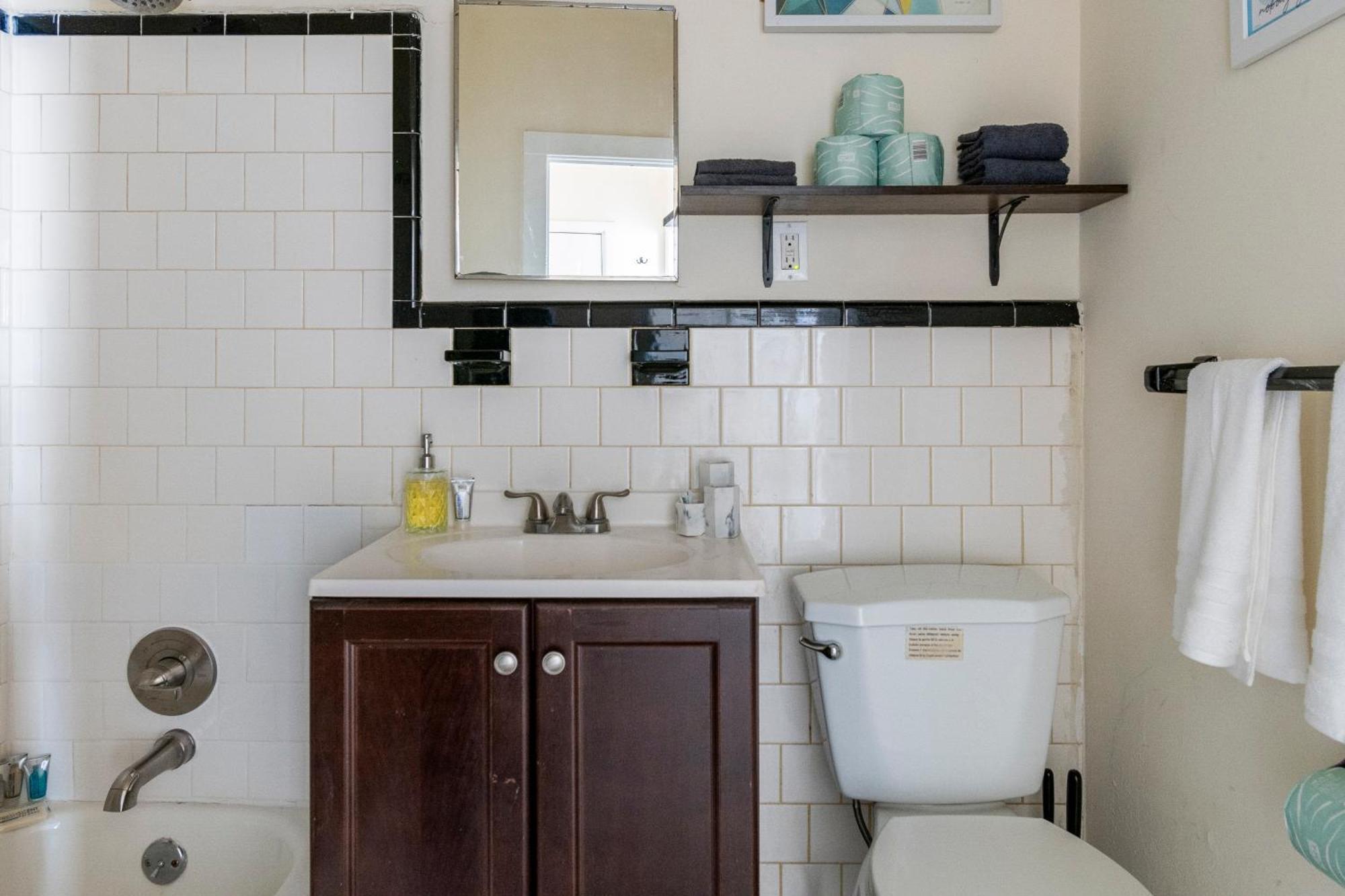 Cozy Apartment At Washington Dc! Sun Filled & Comfortable! Ngoại thất bức ảnh